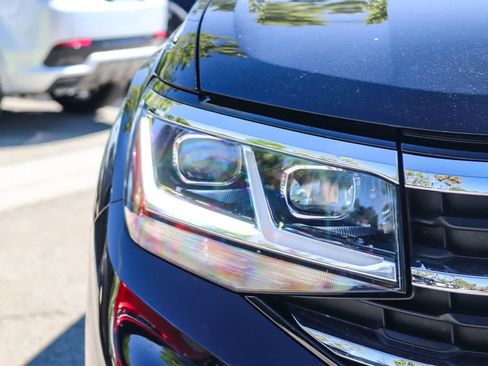 Used 2023 Volkswagen Atlas SE FWD image 8