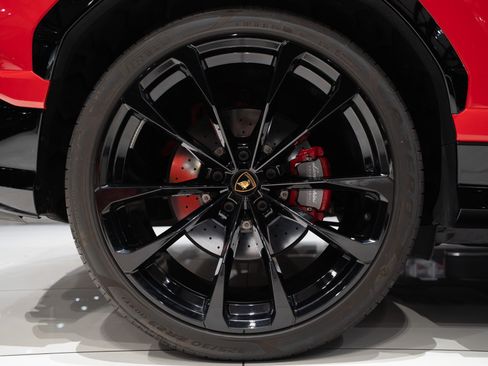Used 2022 Lamborghini Urus AWD/4WD image 66