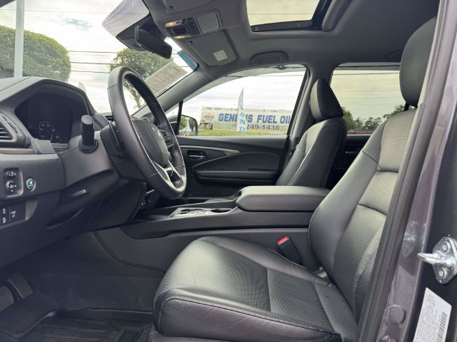 Certified 2025 Honda Ridgeline RTL image 14