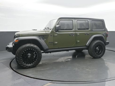 Used 2021 Jeep Wrangler Unlimited Sport AWD/4WD image 2