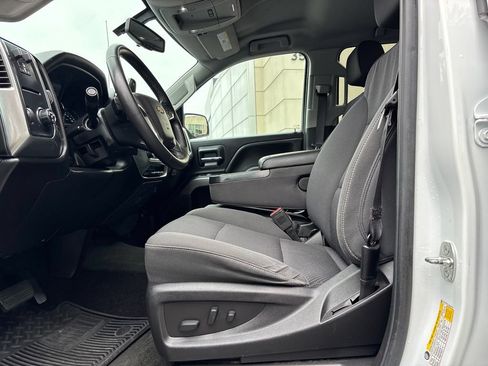 Used 2018 Chevrolet Silverado 1500 LT w/ All Star Edition RWD image 12