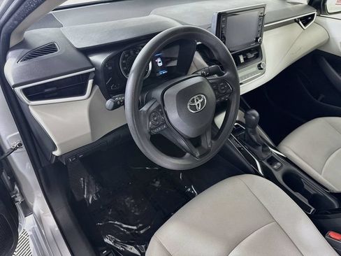 Certified 2022 Toyota Corolla LE FWD image 17