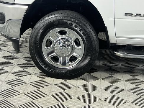 Used 2024 RAM 2500 Big Horn w/ Bed Utility Group image 12