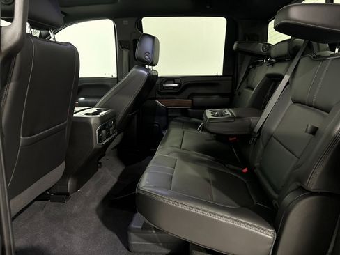 Used 2021 Chevrolet Silverado 3500 High Country image 20