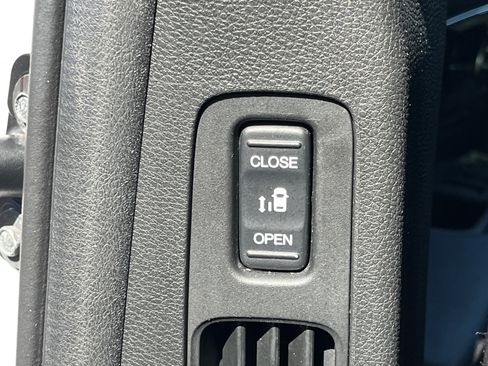 Certified 2023 Honda Odyssey Touring image 22