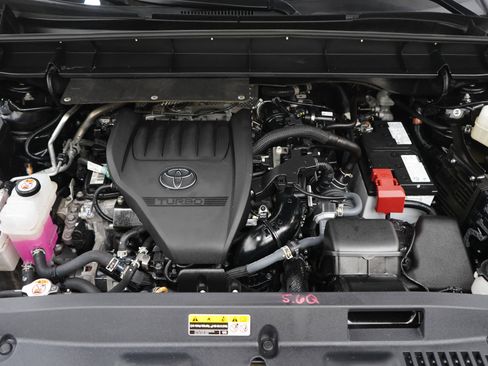 Used 2025 Toyota Highlander XSE AWD/4WD image 33