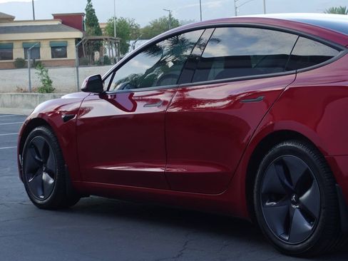 Used 2019 Tesla Model 3 Standard Range Plus RWD image 9