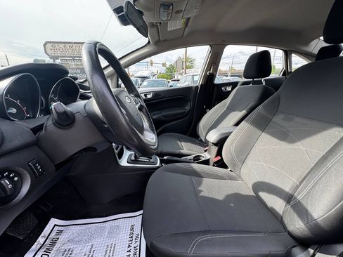 Used 2016 Ford Fiesta SE FWD image 10