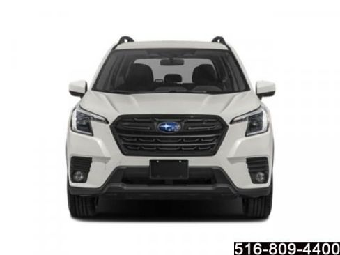Used 2023 Subaru Forester Premium AWD/4WD image 8
