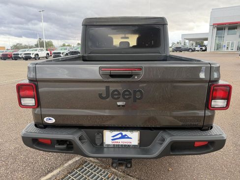 Used 2020 Jeep Gladiator Sport w/ Quick Order Package 24S image 4