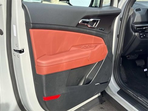 New 2026 Kia Sportage SX image 10