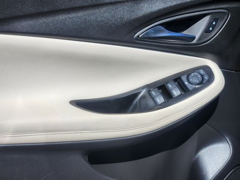 Used 2025 Buick Encore GX Preferred w/ Advanced Technology Package image 17