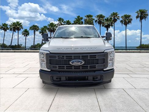 Used 2024 Ford F250 XL w/ XL Driver Assist Package RWD image 2