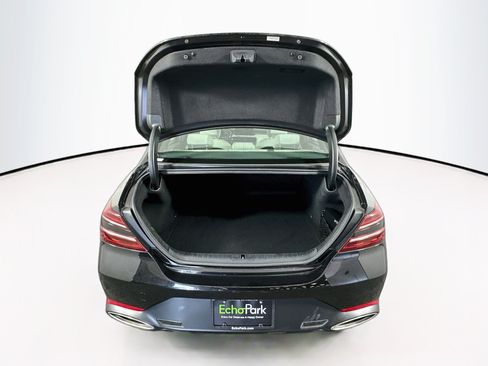 Used 2025 Genesis G70 2.5T RWD image 29