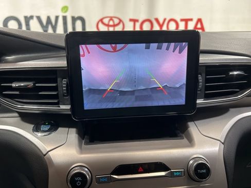 Used 2020 Ford Explorer XLT w/ Equipment Group 202A image 31