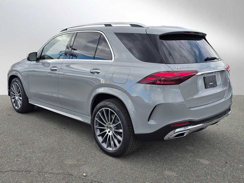 Used 2025 Mercedes-Benz GLE 450e 4MATIC image 3