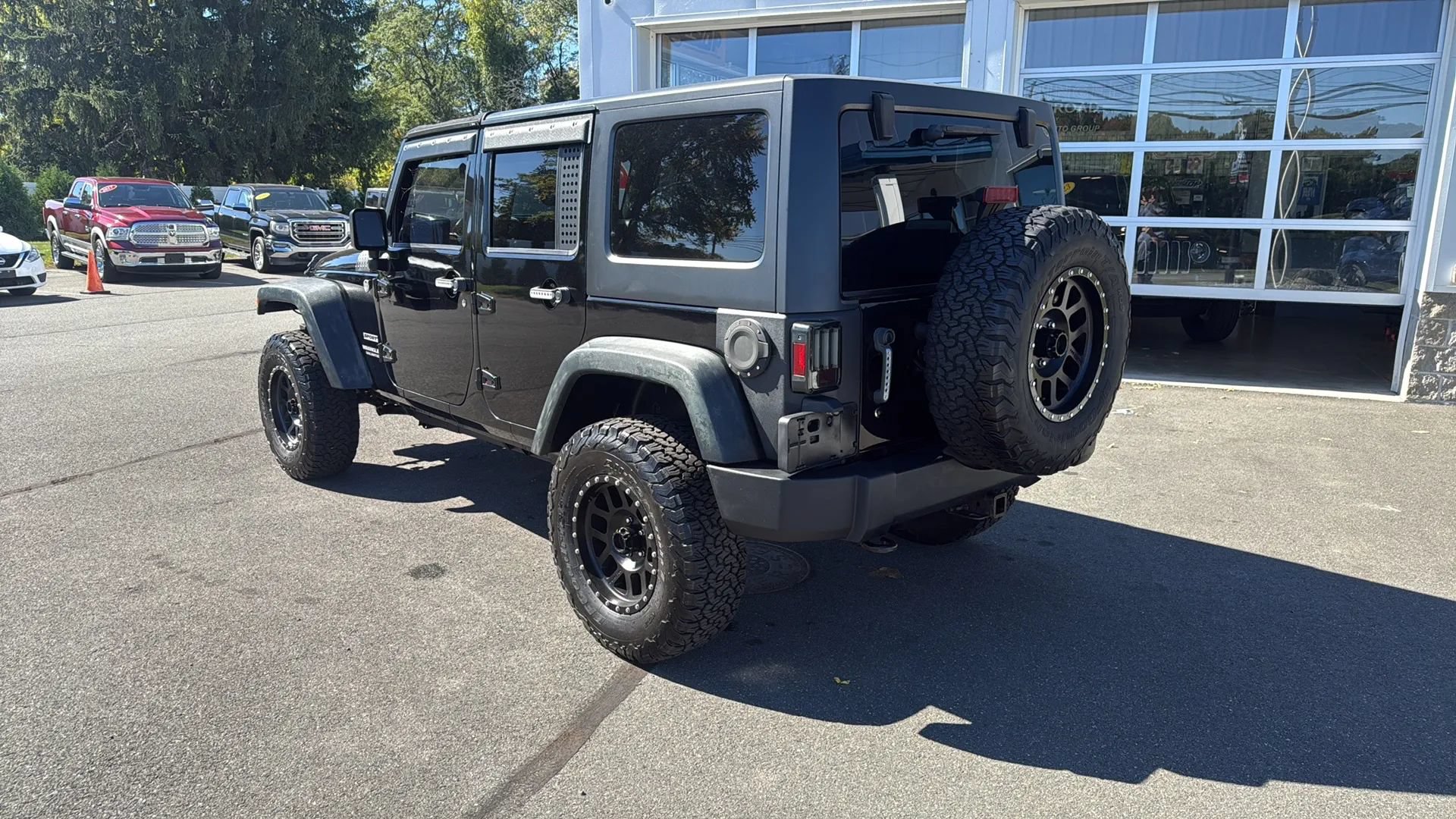 Used 2013 Jeep Wrangler Unlimited Sport AWD/4WD image 14