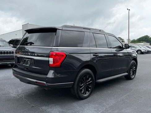 Certified 2022 Ford Expedition XLT RWD image 4