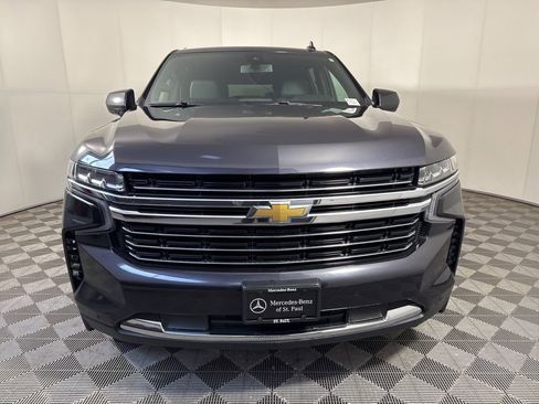 Used 2022 Chevrolet Suburban LT AWD/4WD image 8