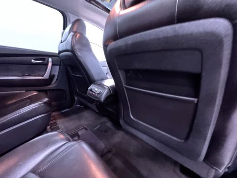 Used 2010 GMC Acadia SLT image 37