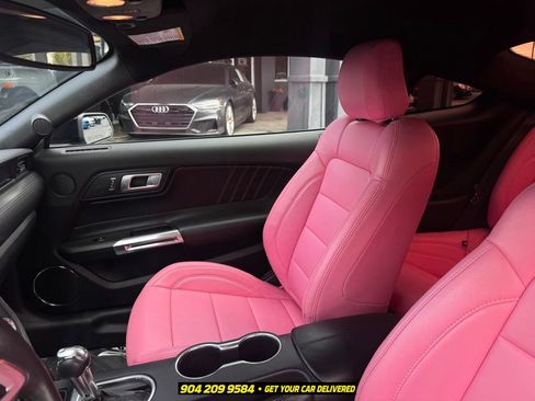 Used 2018 Ford Mustang GT Premium w/ GT Performance Package RWD image 28