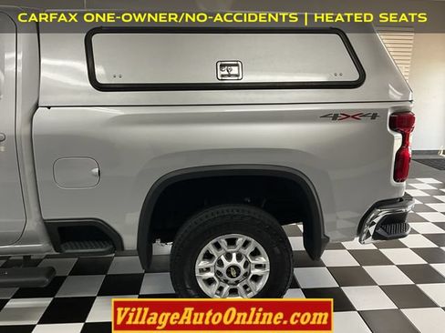 Used 2021 Chevrolet Silverado 2500 LT w/ Convenience Package AWD/4WD image 9
