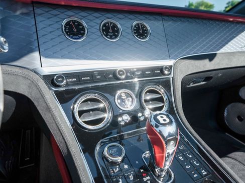 Used 2025 Bentley Continental GT Speed image 37