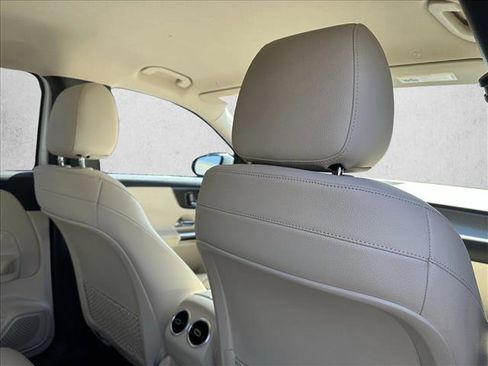 Used 2021 Mercedes-Benz GLA 250 image 28