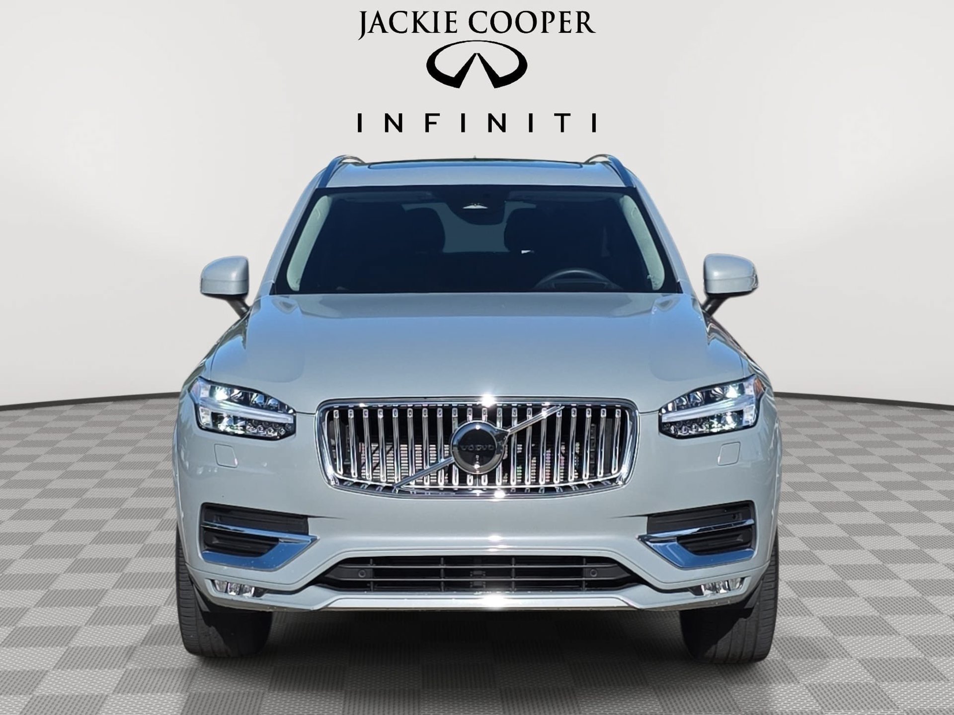 Used 2024 Volvo XC90 B6 Ultimate w/ Protection Package Premier AWD/4WD image 2