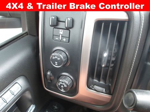 Used 2019 GMC Sierra 2500 Denali w/ Duramax Plus Package AWD/4WD image 21