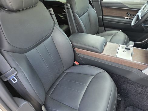 Certified 2024 Land Rover Range Rover SE AWD/4WD image 26