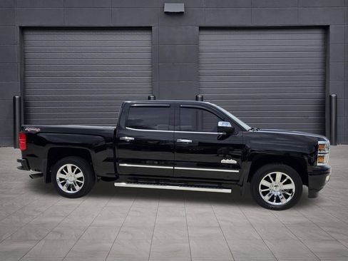 Used 2015 Chevrolet Silverado 1500 High Country w/ High Country Premium Package AWD/4WD image 4