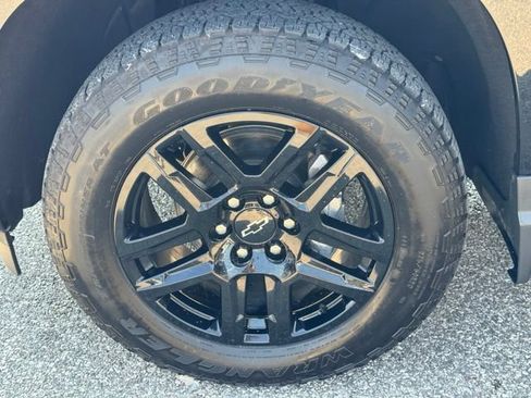 Used 2026 Chevrolet Silverado 1500 High Country w/ Midnight Edition AWD/4WD image 20