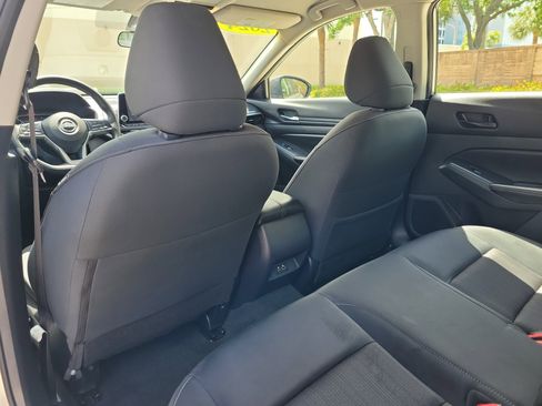 Used 2024 Nissan Altima 2.5 SV image 15