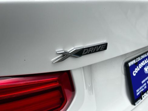 Used 2018 BMW 330i xDrive Sedan w/ Premium Package AWD/4WD image 7