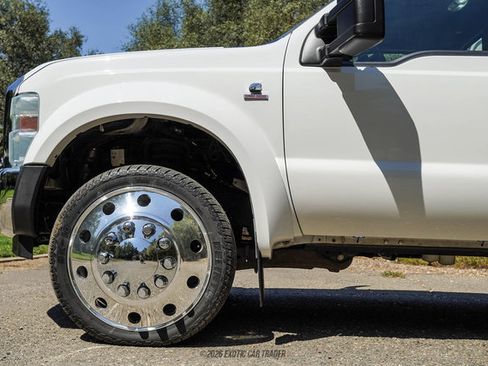 Used 2008 Ford F550 2WD Regular Cab Super Duty image 2