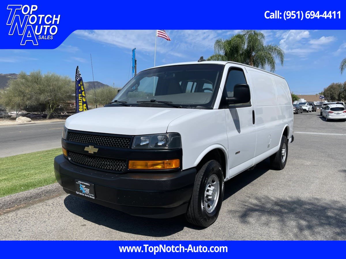 Used 2022 Chevrolet Express 2500 w/ Driver Convenience Package RWD image 1