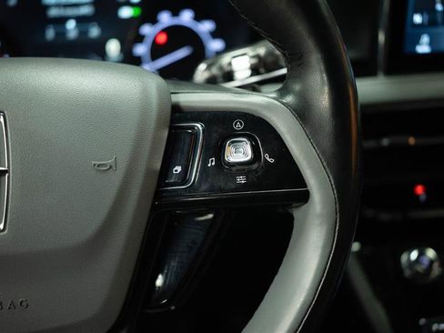 Used 2022 Lincoln Corsair FWD w/ Premium Package image 26