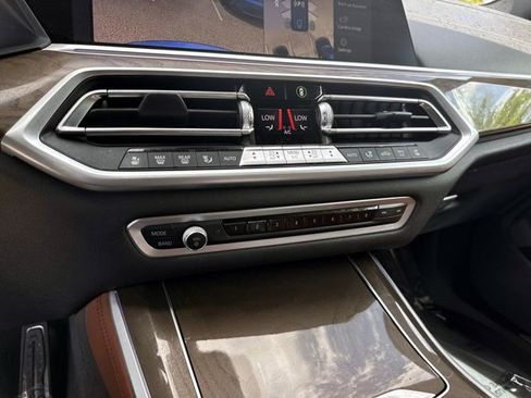 Used 2022 BMW X5 xDrive45e w/ M Sport Package AWD/4WD image 27