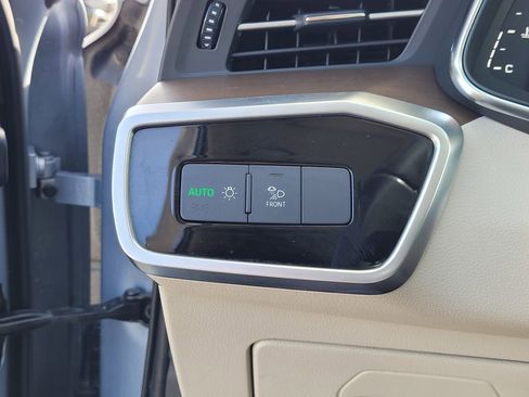 Used 2024 Audi A6 Premium Plus image 18