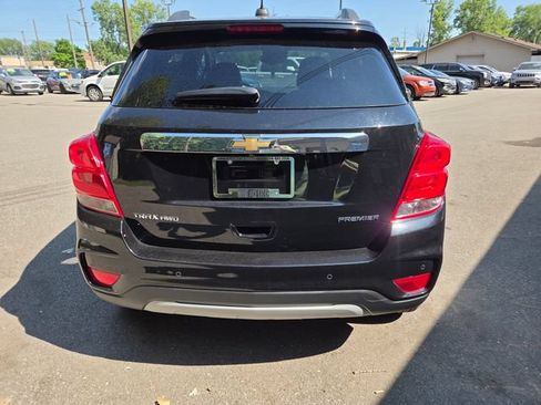 Used 2020 Chevrolet Trax Premier w/ LPO, Cargo Package AWD/4WD image 5