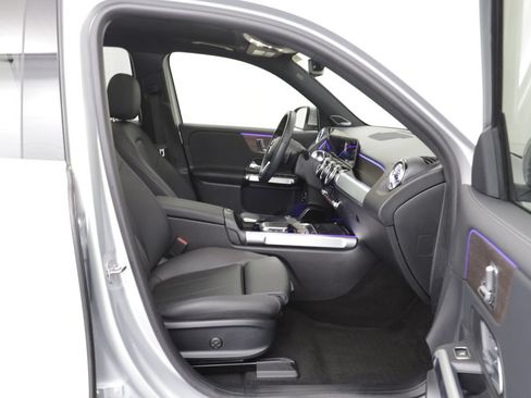 Used 2023 Mercedes-Benz EQB 300 4MATIC w/ Pinnacle Package image 20