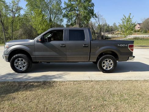 Used 2014 Ford F150 XLT w/ Equipment Group 302A Luxury AWD/4WD image 4