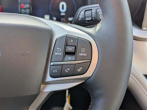 New 2026 Ford Explorer Active w/ Active Comfort Package image 31