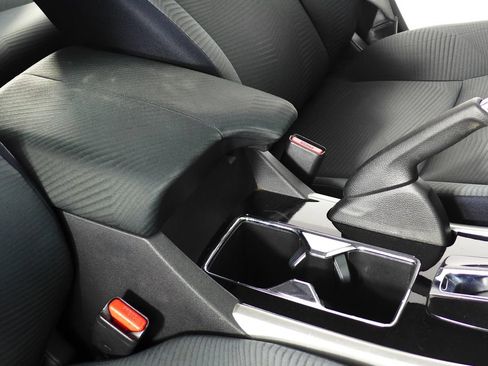 Used 2016 Honda Accord LX image 16