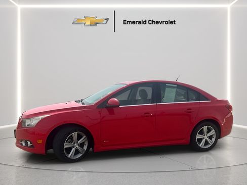 Used 2014 Chevrolet Cruze LT w/ RS Package FWD image 3