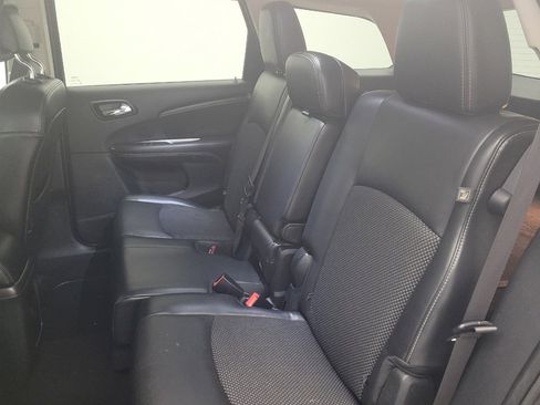 Used 2019 Dodge Journey Crossroad image 18