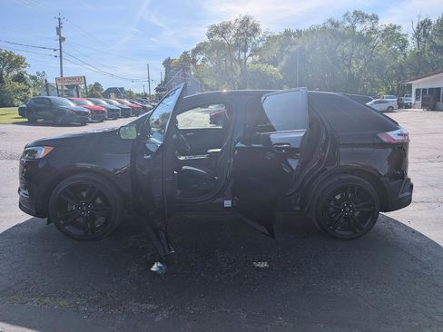 Used 2019 Ford Edge ST w/ Equipment Group 401A AWD/4WD image 5