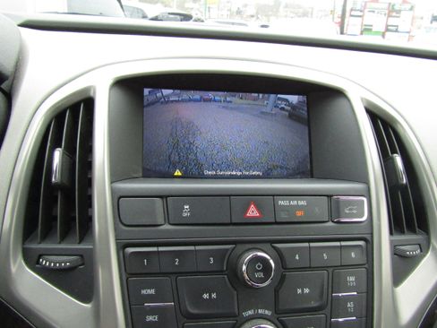 Used 2013 Buick Verano image 18