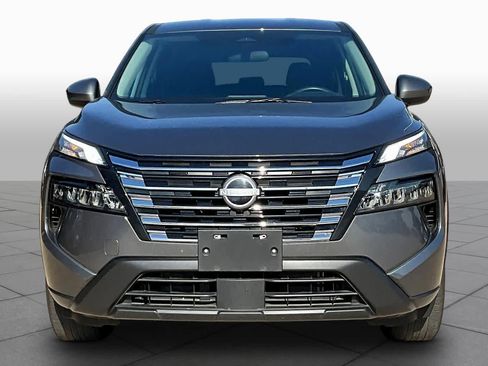 Used 2025 Nissan Rogue SV AWD/4WD image 3